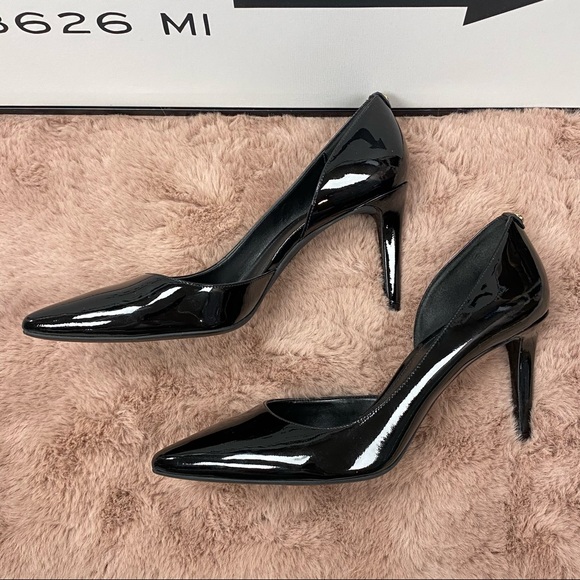 Michael Kors MK Black Patent Leather Heels (Size 8.5) - Authentic - Picture 6 of 11
